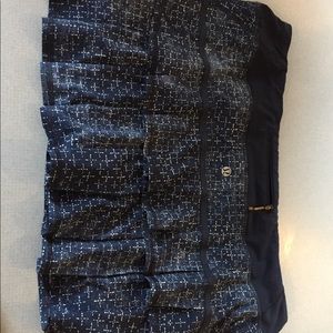 Lululemon pacesetter skirt